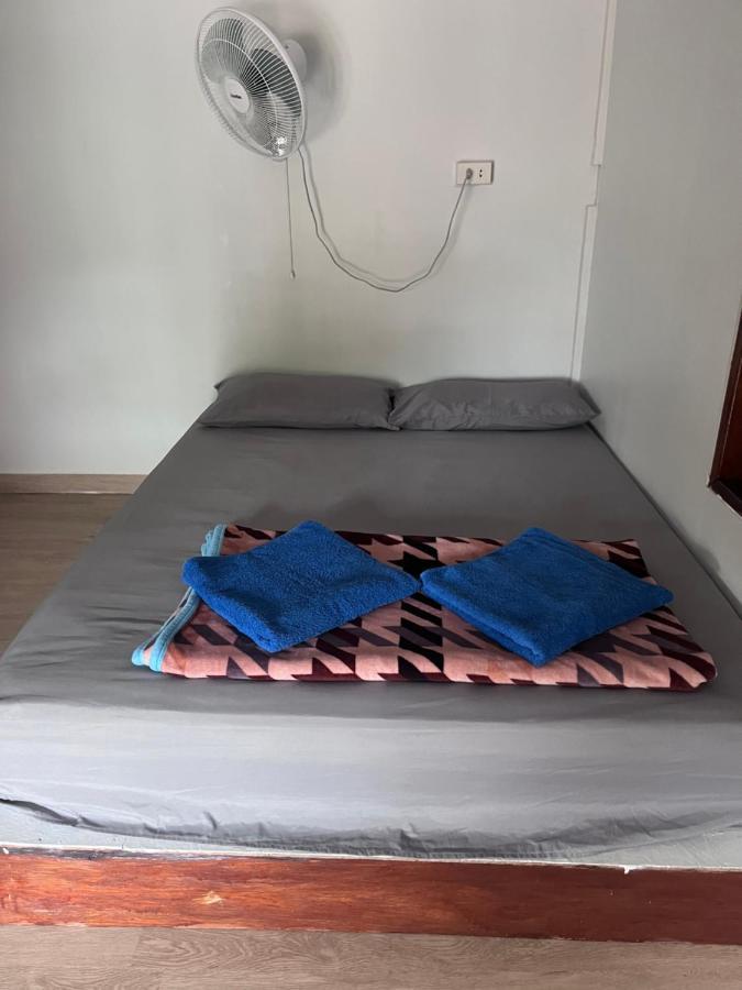 Pyramid Bungalow Hotell Ban Laem Sai Exteriör bild