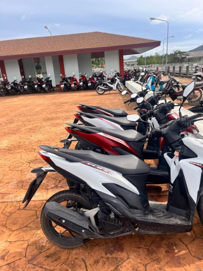 Pyramid Bungalow Hotell Ban Laem Sai Exteriör bild